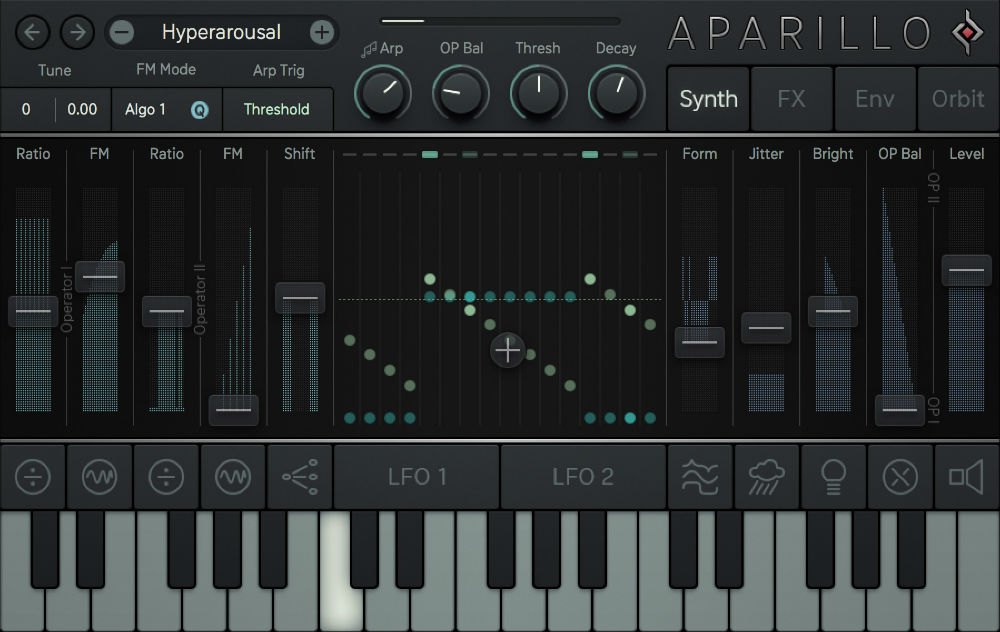 Aparilloの画面(Synth)。プリセット名は「Hyperarousal」で、2つのオペレーターのRatio・FMのスライダーと、中央の点の表示が並ぶ